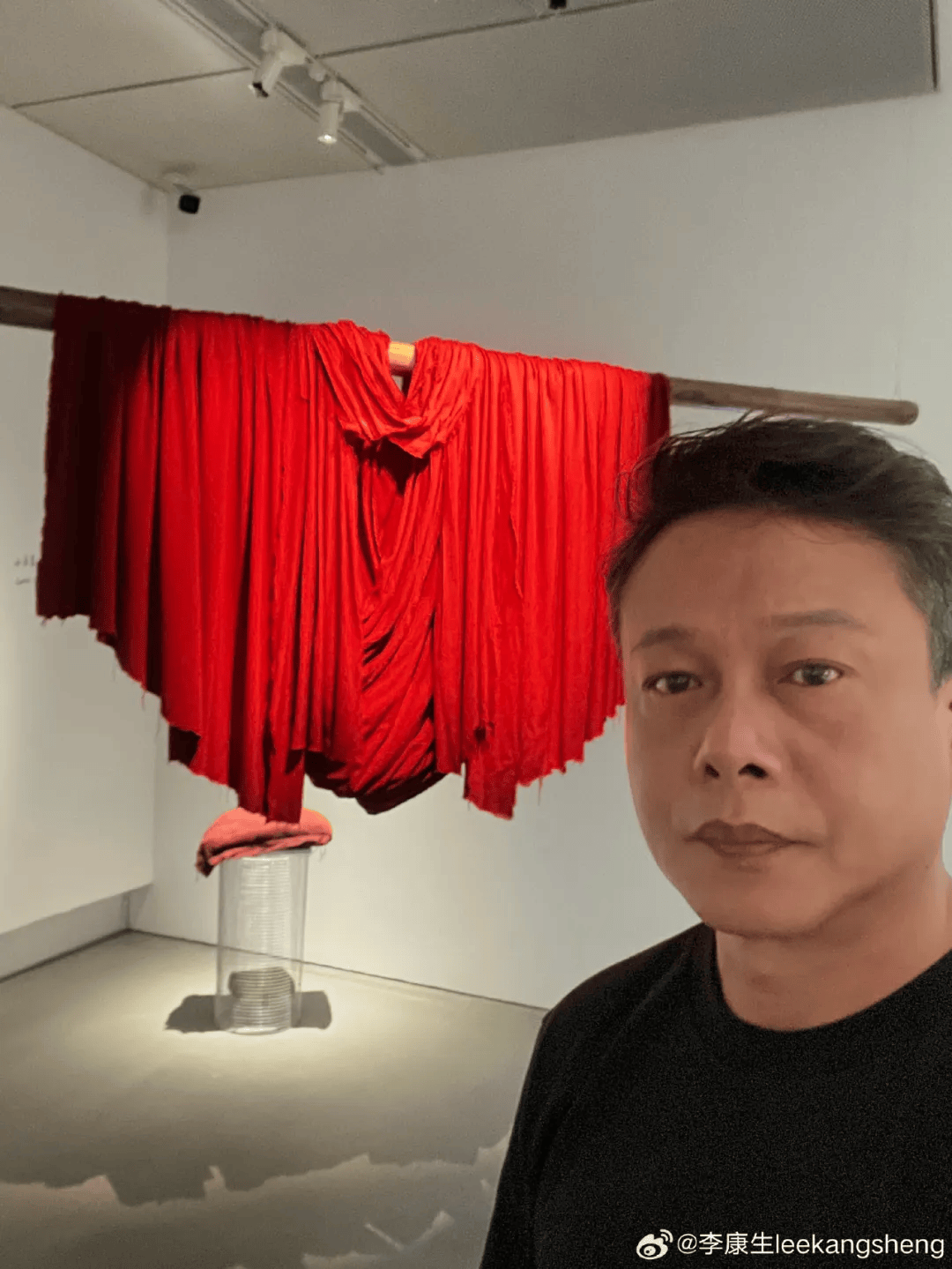 57岁影帝被捕！深夜被抓现行