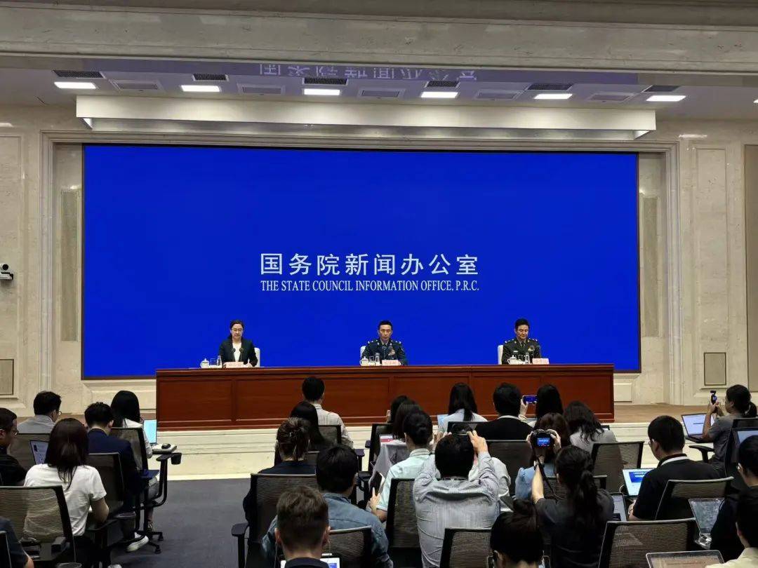 再看亿次！阅兵训练超清大图（横屏观看效果极佳）