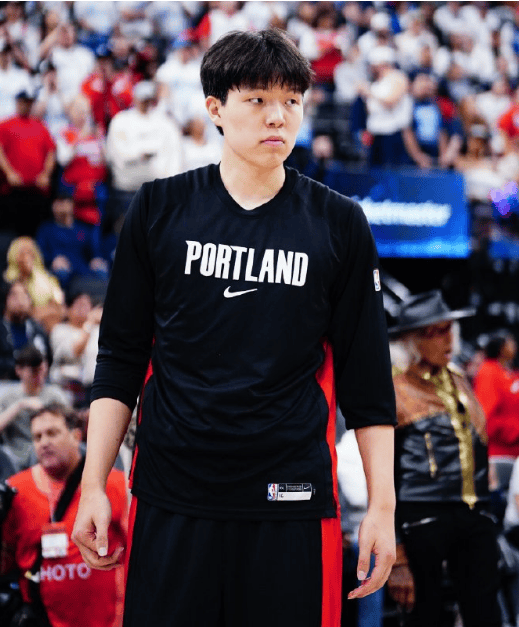 杨瀚森近期状态低迷？工作室回应：不存在暴饮暴食，很珍惜征战NBA的机会