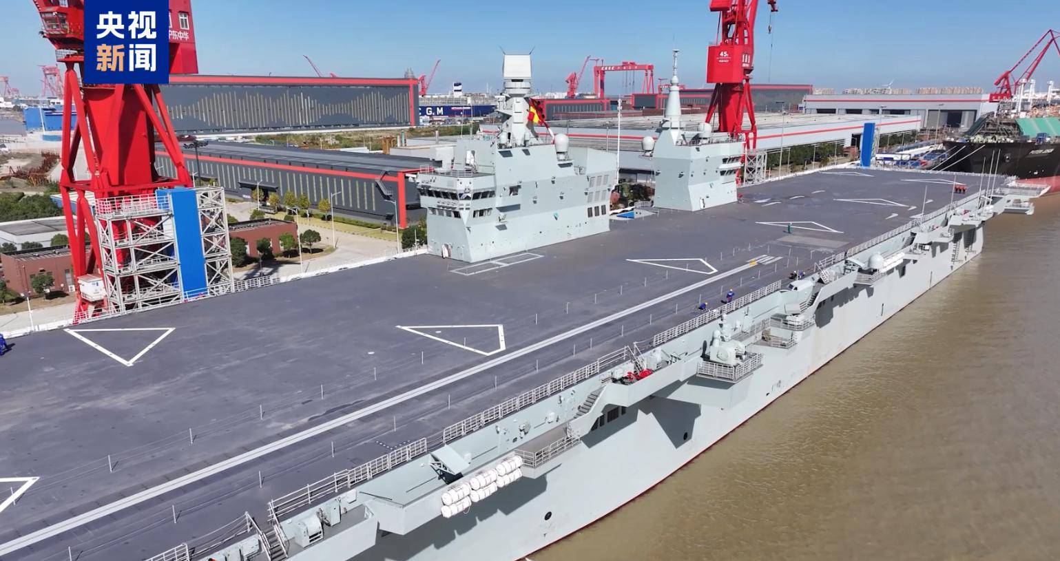 突发!四川舰海试,中国航母也要下饺子,造4万吨巨舰如同造香肠