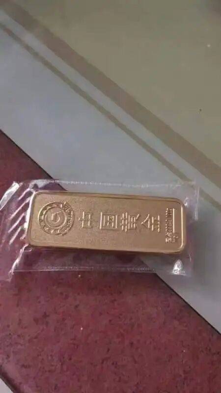 承认了，全是演的！她彻底凉凉
