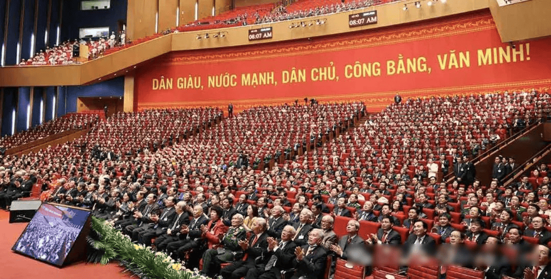 越南领导人在大会上下死令，必须追赶上中国，只许成功不许失败