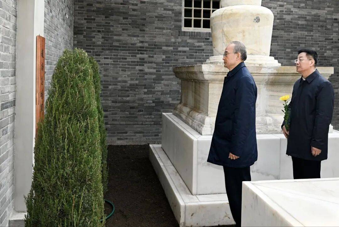 吉林省委书记、黑龙江省委书记，同日致敬赵尚志将军