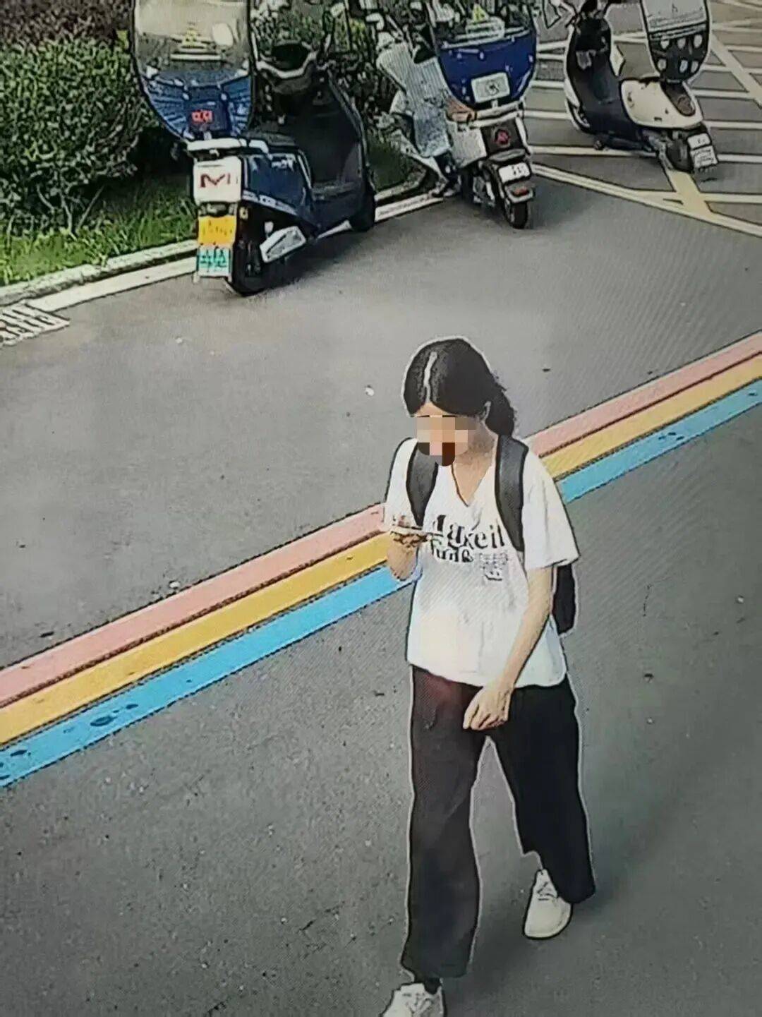 独闯南太行失联14天的女子已找到，现场救援人员：先找到了她的背包，里面有本人身份证，随后在附近悬崖发现遗体